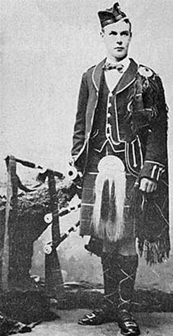 MacNeill-Archie-c1900-w