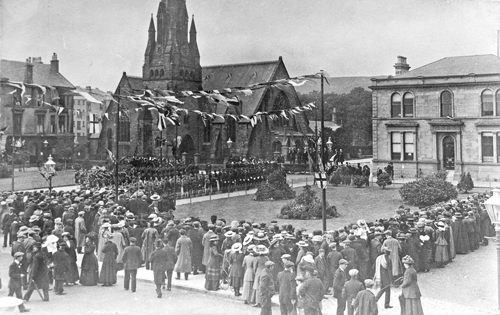 1918-Victory-Parade-w